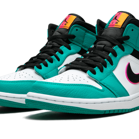 Nike good Air Jordan 1 Mid South Beach pre-owned size 39