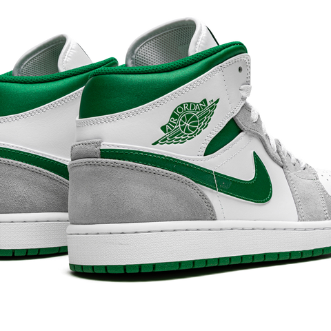 Air Jordan 1 Mid white pine hotsell green smoke grey (GS)