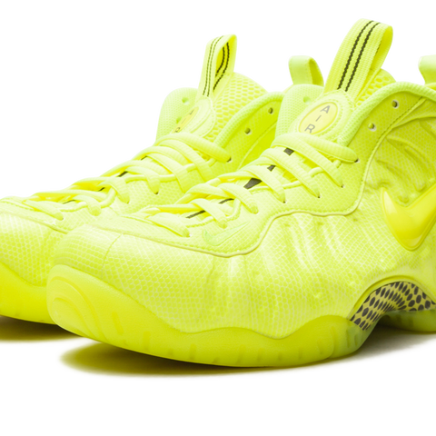 Nike Foampsite deals Pro ‘Volt’ Size 10.5