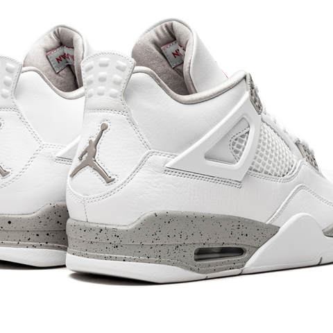 Air popular Jordan 4 White Oreo Size 8.5