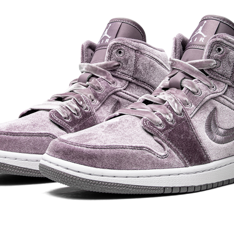 Jordans purple velvet online