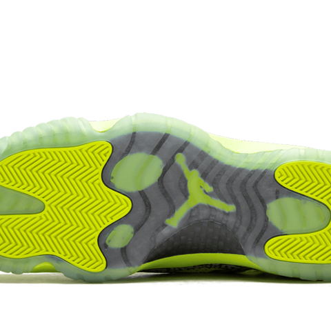 Jordan 11 ie volt online