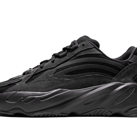 Adidas yeezy 700 v2 negras hotsell