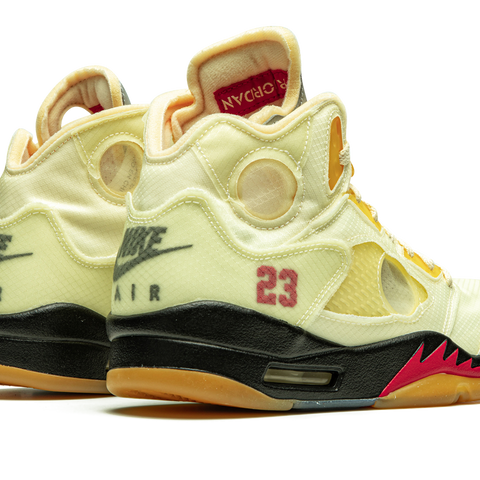 Off-white hotsell 5s