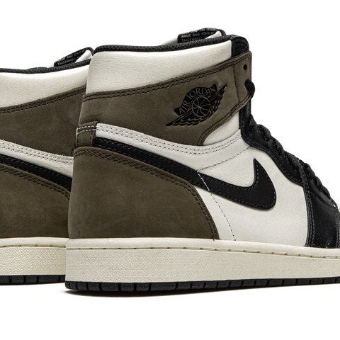 Air Jordan 1 Retro High OG – Stadium Goods