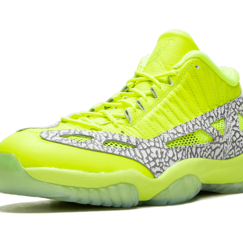 Jordan 11 neon green hotsell