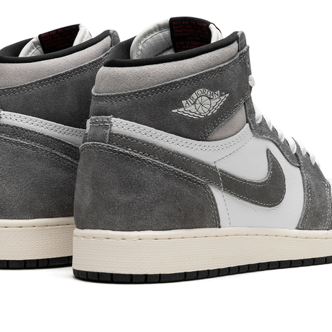 Air Jordan 1 Retro High OG GS – Stadium Goods