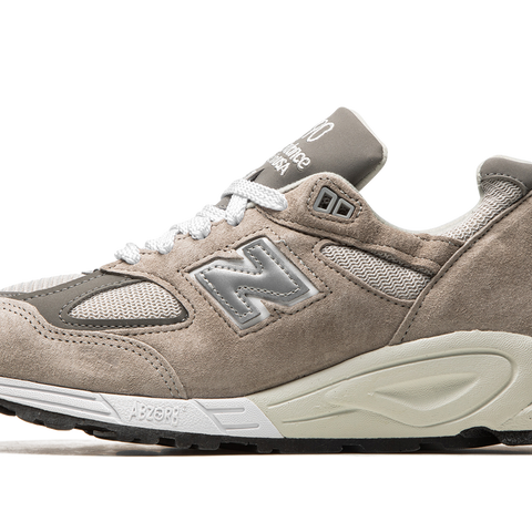 New balance 990v2 grey hotsell