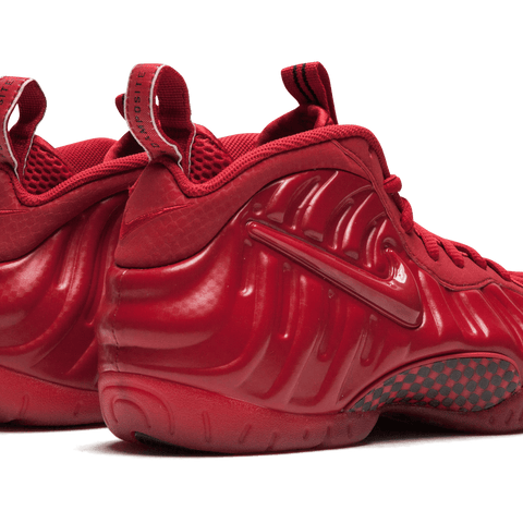 NIKE Air Foamposite Pro Red October Stadium Goods