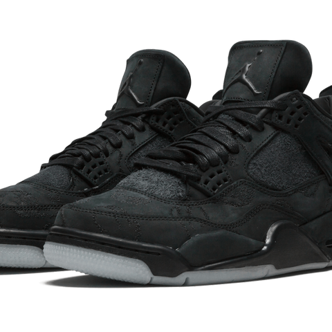 Jordan retro 4 kaws precio online