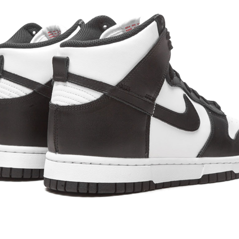 NEW NIKE DUNK HIGH PANDA (2021) shops in Women’s 7.5