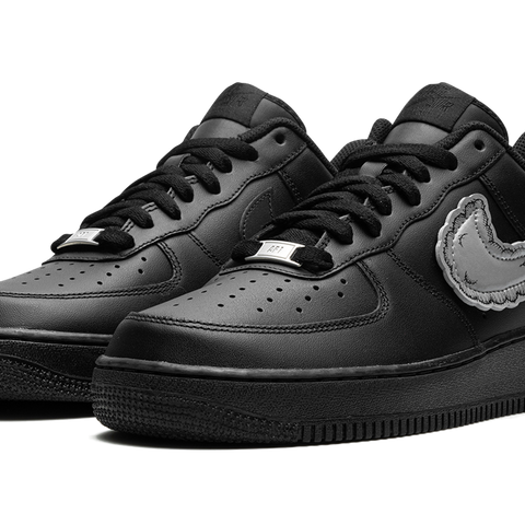 NIKE Air Force 1 Low KAWS x Sky High Farms Black Stadium Goods