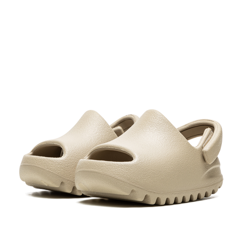 Popular Yeezy slides babies