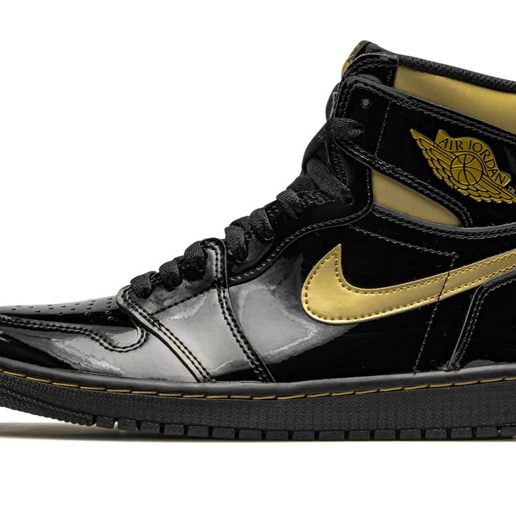 Jordan fashion 1 black metallic gold