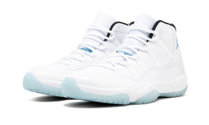 Air-Jordan-11-Retro-Legend-Blue