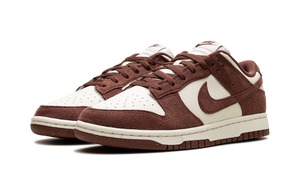 Dunk-Low-Next-Nature-WMNS-Red-Sepia